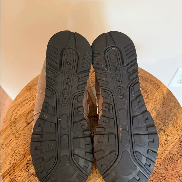 New Balance Men's 574 Gray Sneakers - Picture 5 of 6